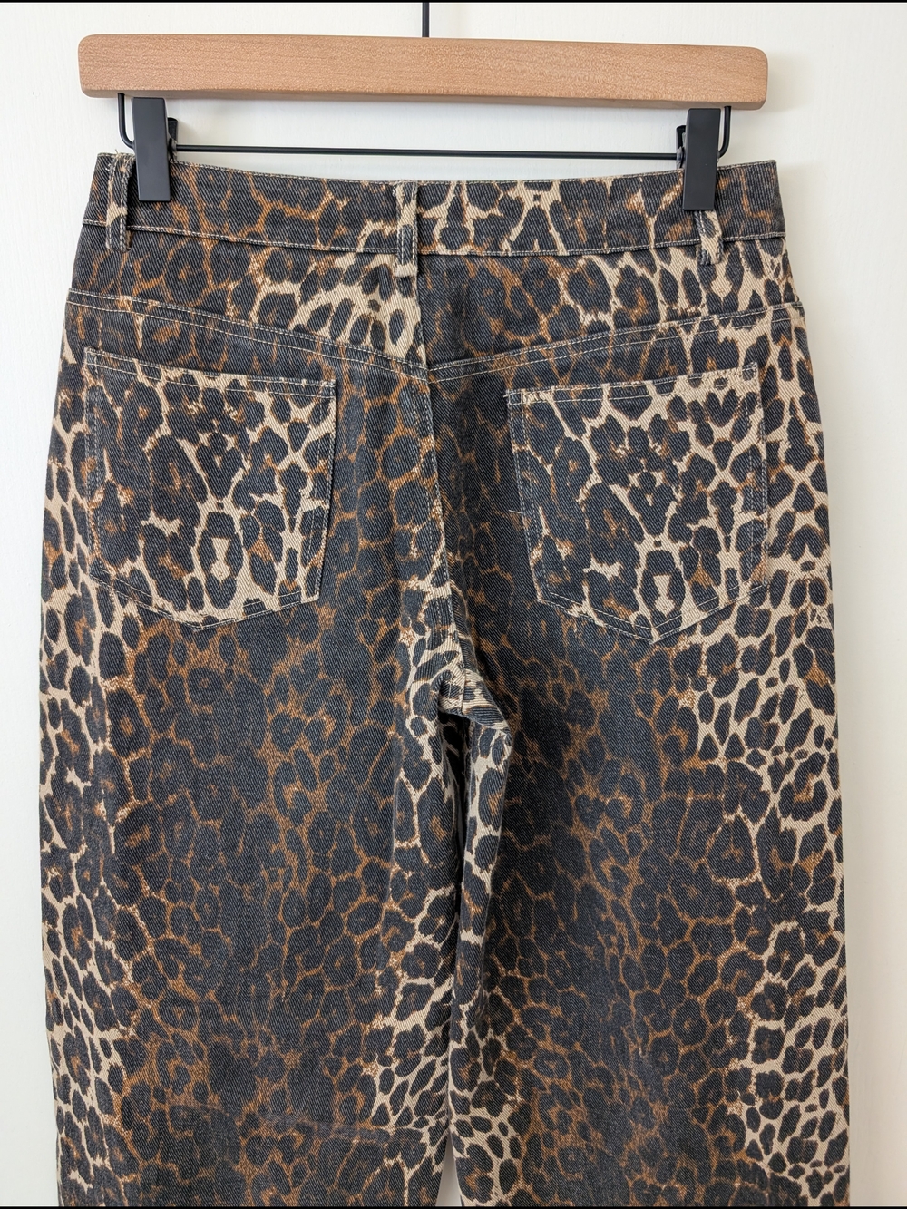 Edikted Womens Small Leopard Printed Low Rise Baggy Jeans 100% Cotton Chic Y2K - Picture 6 of 8
